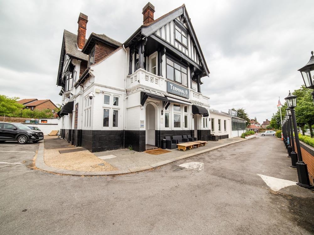 Oyo Osterley Park Hotel Isleworth Eksteriør billede